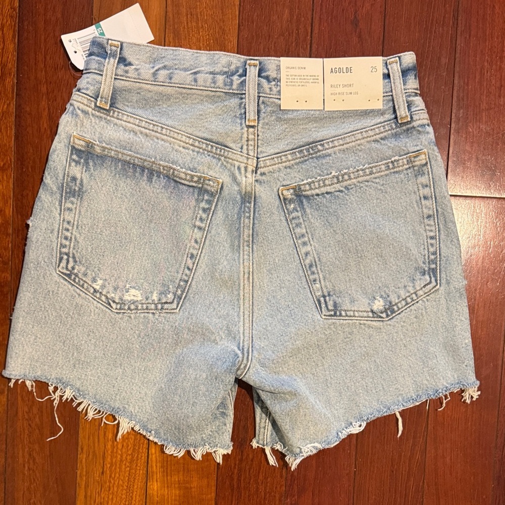 NWT AGOLDE Riley Short High Rise Slim Leg Light Blue Distressed Jean Shorts